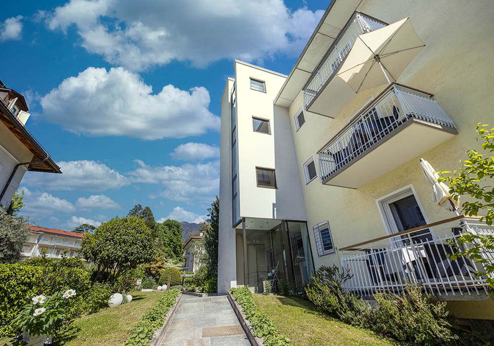 Real Estate Photo Editing Services